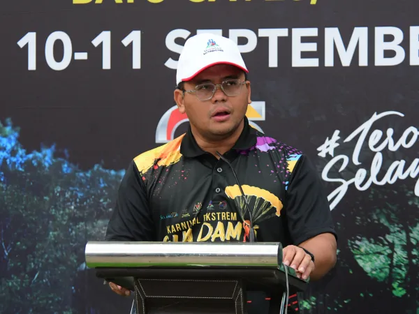 Karnival Ekstrem Gua Damai