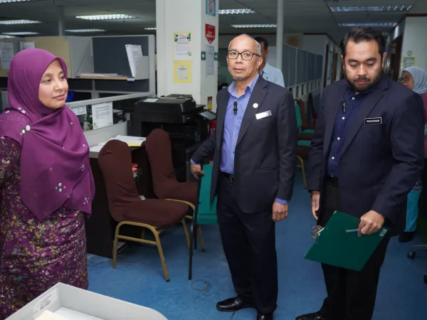 LAWATAN MENGEJUT DARI UNIT INTEGRITI DAN TIMBALAN YANG DI PERTUA KE JABATAN