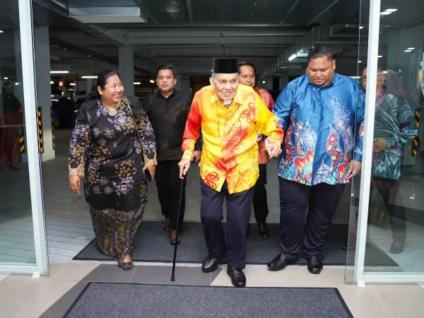 MAJLIS MAKAN MALAM PENGHARGAAN MANTAN ORANG BESAR DAERAH GOMBAK KEDUA