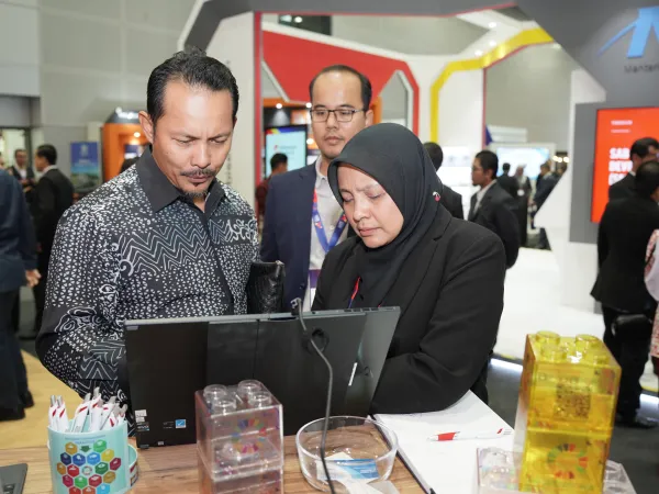 SIDANG KEMUNCAK PERNIAGAAN ANTARABANGSA SELANGOR (SIBS)