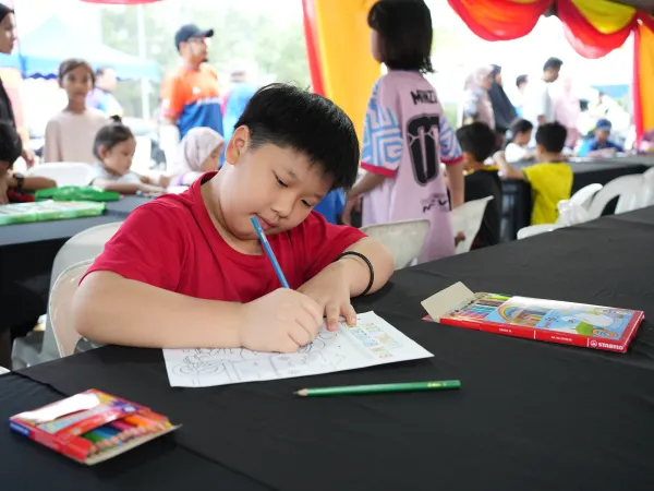PROGRAM FUN RUN DAN HARI TANPA KENDERAAN DI KOTA EMERALD RAWANG