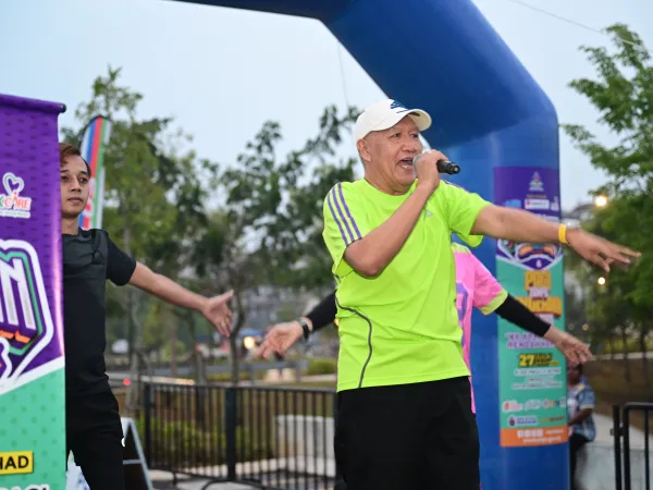 PROGRAM FUN RUN DAN HARI TANPA KENDERAAN DI KOTA EMERALD RAWANG