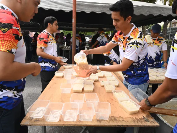PROGRAM MEMASAK BUBUR LAMBUK