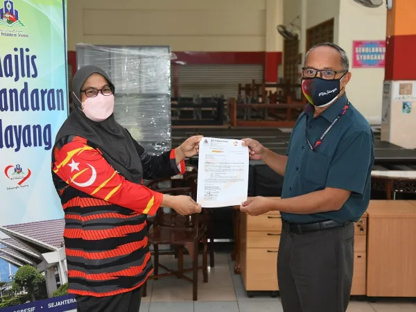 Majlis Penyerahan Sumbangan Hadiah Aset Perabot Oleh Pihak MPS Kepada Sekolah Kebangsaan Sri Damansara (3)
