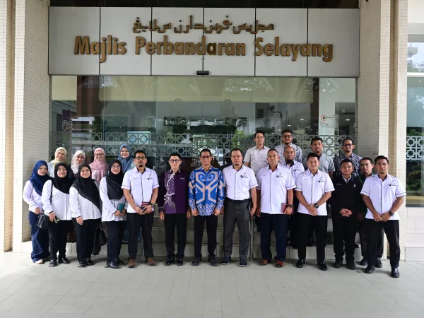 LAWATAN DARI MAJLIS PERBANDARAN TEMERLOH