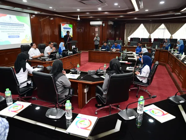 LAWATAN EKSA OLEH MINDEF