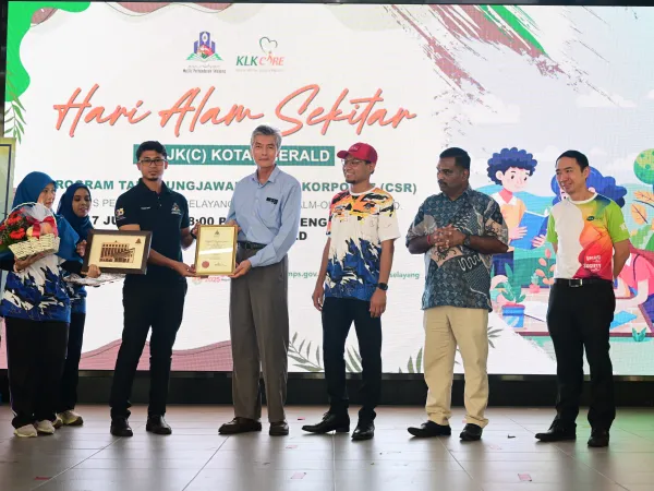 PROGRAM CSR DI SJK (C) KOTA EMERALD RAWANG