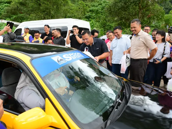 MAJLIS PECAH TANAH PAWE DAN PEMBUKAAN JALAN BAHARU RAINTREE