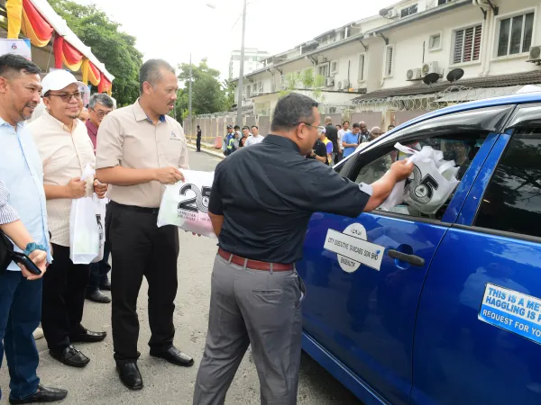 MAJLIS PECAH TANAH PAWE DAN PEMBUKAAN JALAN BAHARU RAINTREE