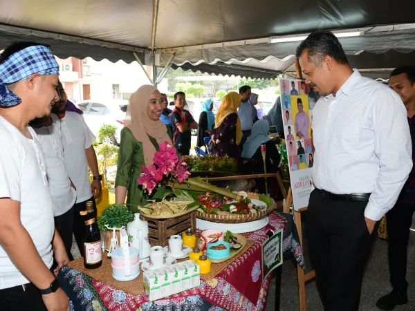 PROGRAM MEMASAK BUBUR LAMBUK