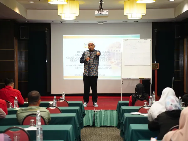 BENGKEL PENJAWAT AWAM ANULAE