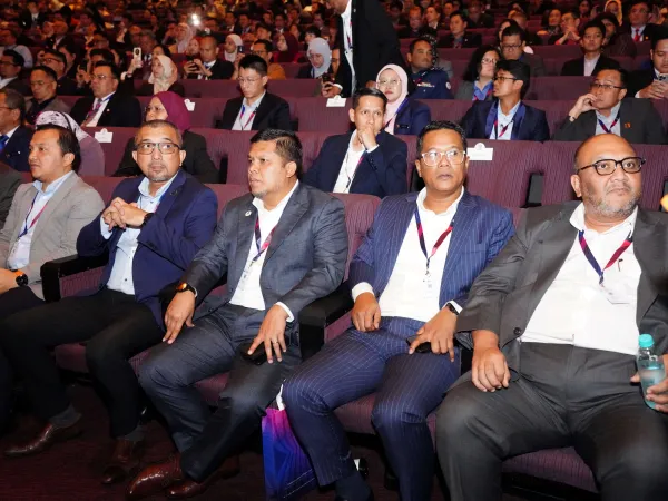 ASEAN FUTURE CITIES AND REGIONS 2025