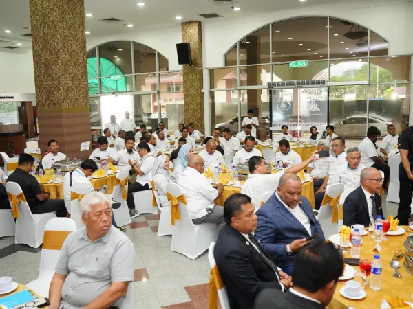 MAJLIS SIGN MOU DIANTARA MPS DAN KDEB