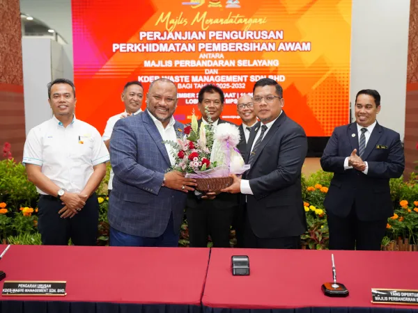 MAJLIS SIGN MOU DIANTARA MPS DAN KDEB