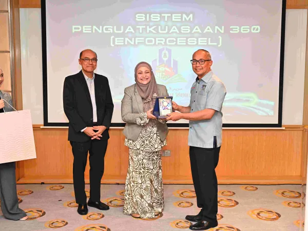 SESI PELANCARAN DAN LATIHAN PENGGUNA SISTEM PENGIUATKUASAAN 360